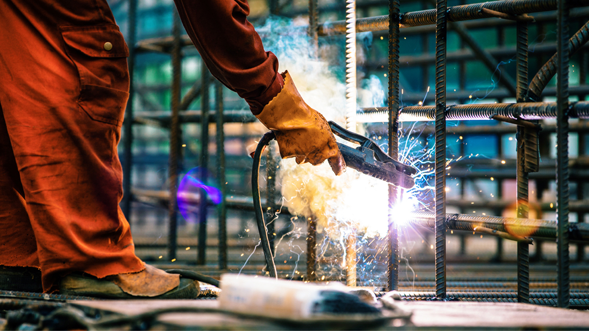 “焊接技术及其应用现状与展望研讨会”专题报告：弧焊电源技术及其应用的现状与展望